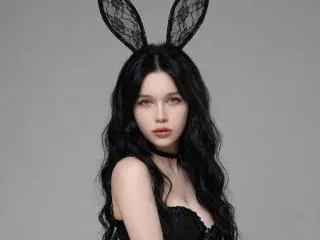 KleinMaus  live sex cam