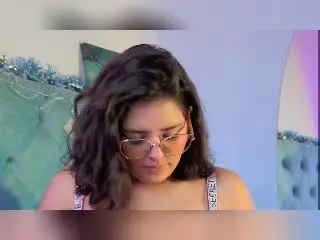 PaolaLyon  live sex cam