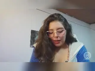PaolaLyon  live sex cam