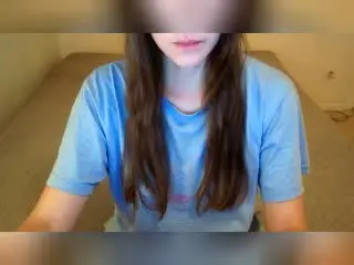KisaniiXeroin  live sex cam