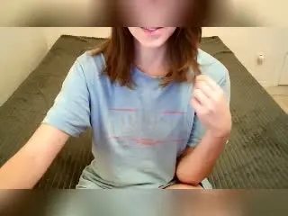 KisaniiXeroin  live sex cam