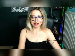 HeartHeidi  live sex cam
