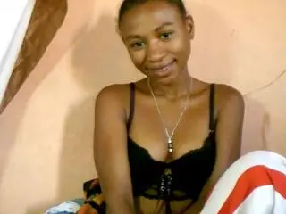 GloriaHun  live sex cam