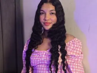 BigAssmilu  live sex cam