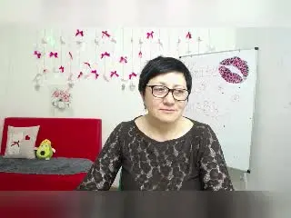 EmilyLlove  live sex cam