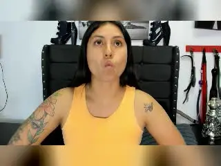 LunaMeddy  live sex cam