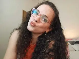 AmyFlores  live sex cam