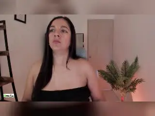 PrettyEllie  live sex cam