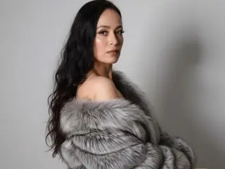 Thalyna  live sex cam