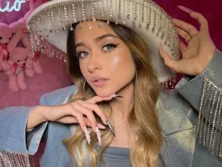 EmiliaMuse  live sex cam