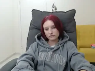 JuliannaMoor  live sex cam
