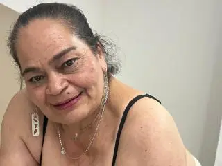 QueenMatturex  live sex cam