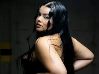 LaraJames  live sex cam
