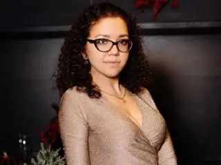 NoelleAlla  live sex cam