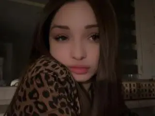 BreanaAdina  live sex cam