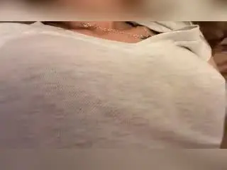 KarieMestler  live sex cam