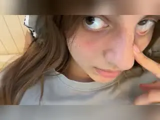 KarieMestler  live sex cam