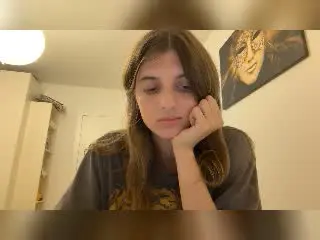 KarieMestler  live sex cam