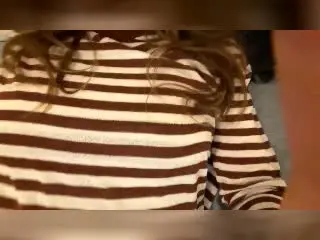 KarieMestler  live sex cam
