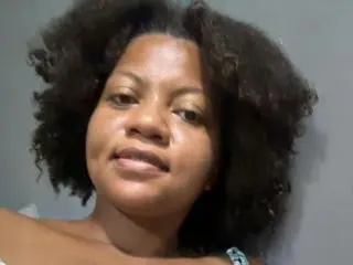 Meganchaude  live sex cam