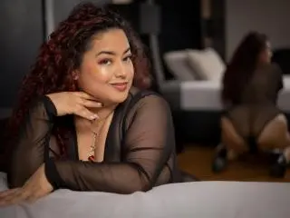 SophiLarusso  live sex cam