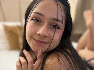 VictoriaAmour  live sex cam