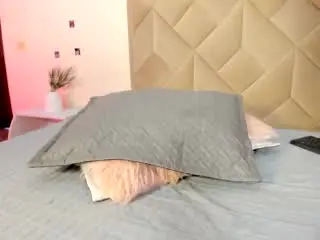 MiaDuboisX  live sex cam