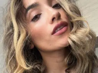 AdharaCooperr  live sex cam