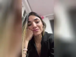 AdharaCooperr  live sex cam