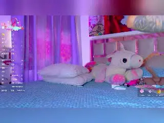 EvanYelin69  live sex cam