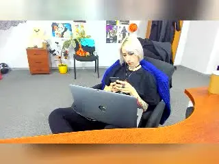 Aurali  live sex cam