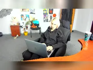 Aurali  live sex cam