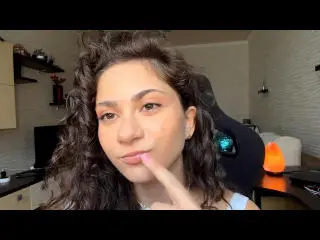 DetraMilon  live sex cam