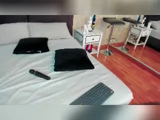 NahomyCarther  live sex cam