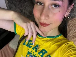MaddyCarina  live sex cam
