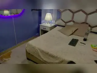 LilithRossi  live sex cam