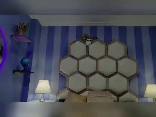 LilithRossi  live sex cam