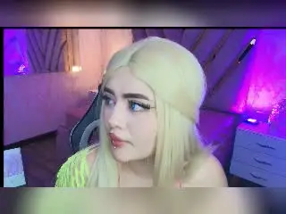 Lyanekkoo  live sex cam