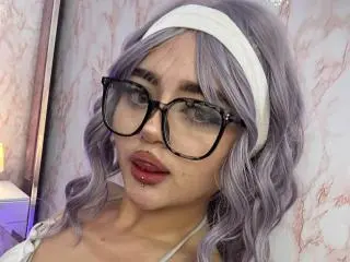 Lyanekkoo  live sex cam
