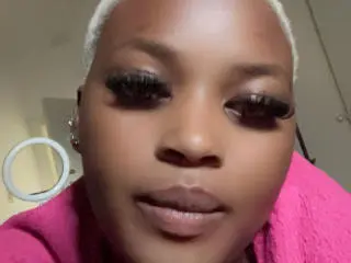 TiaraBae  live sex cam