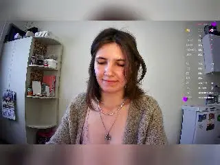 HuldaIckert  live sex cam