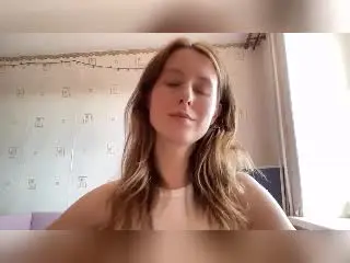 ReannaDreben  live sex cam