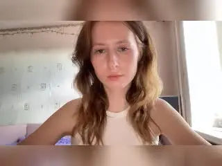 ReannaDreben  live sex cam