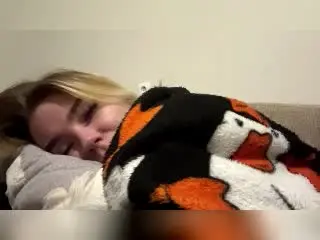 AdrieneDegennaro  live sex cam