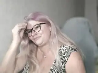 DreamyShirley  live sex cam