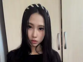 AndrianaFive  live sex cam