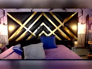 MiaBellucci  live sex cam