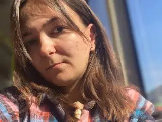 UnEarthlyRini  live sex cam