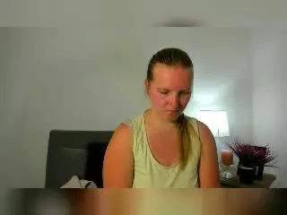 RosePlayful69  live sex cam