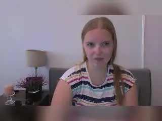 RosePlayful69  live sex cam